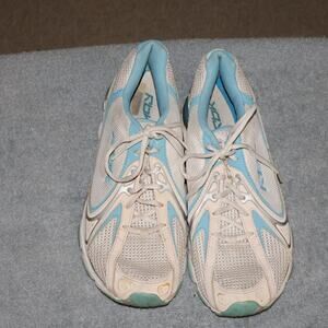VTG Reebock Shox Size 8 Women Running Shoes Blue White